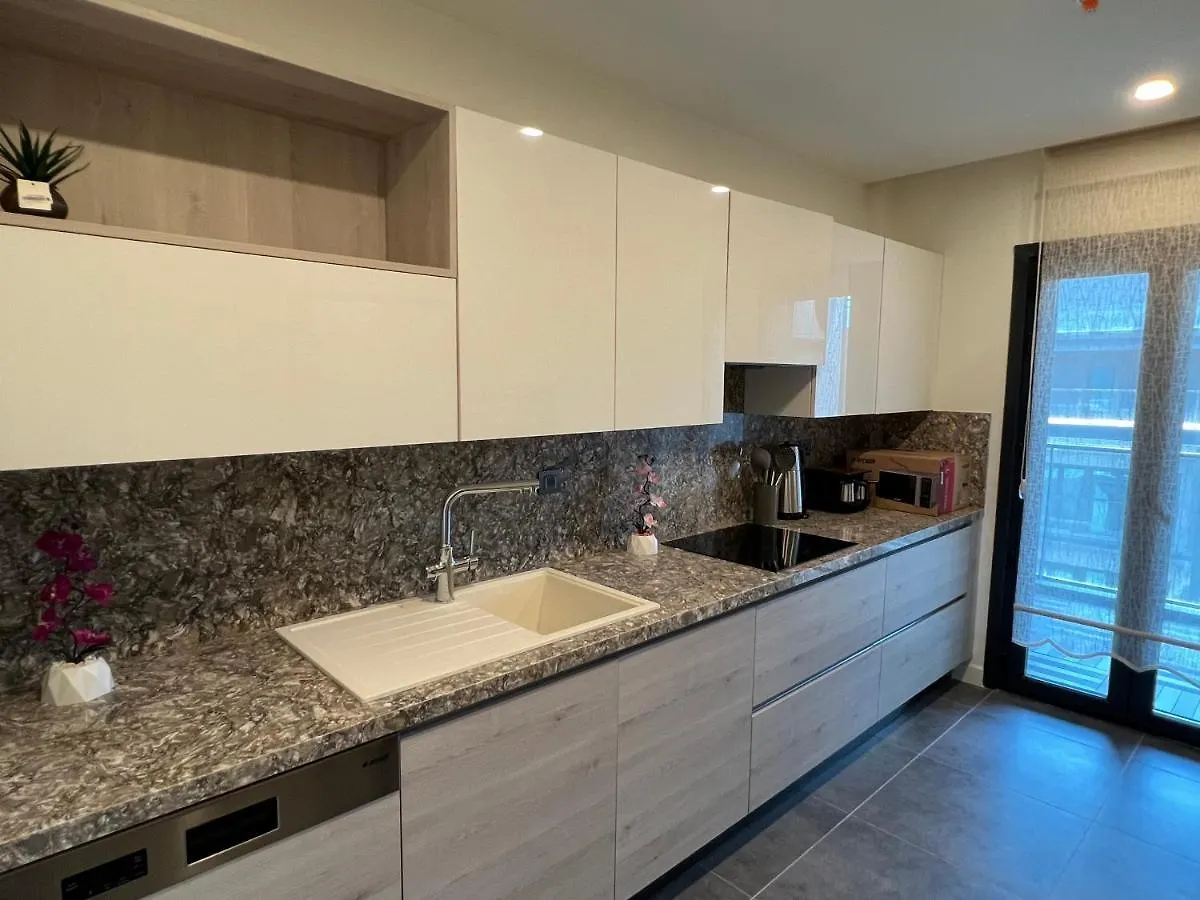 Family Luxury Apartment 2 Bedroom +Saloon Istanbul